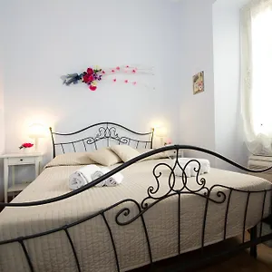 https://home-candia.it-romehotels.com